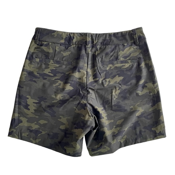 Spanx Sunshine Shorts 6” Green Camo - Picture 7 of 12